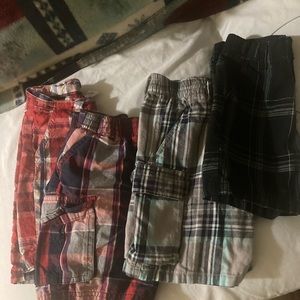 TODDLER BOYS SIZE 4 SHORTS
